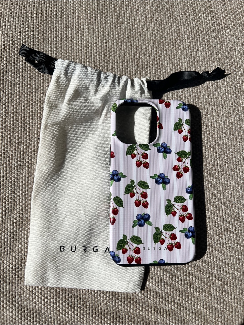 Picnic Basket -
iPhone 13 Pro Case - Tough (MagSafe)